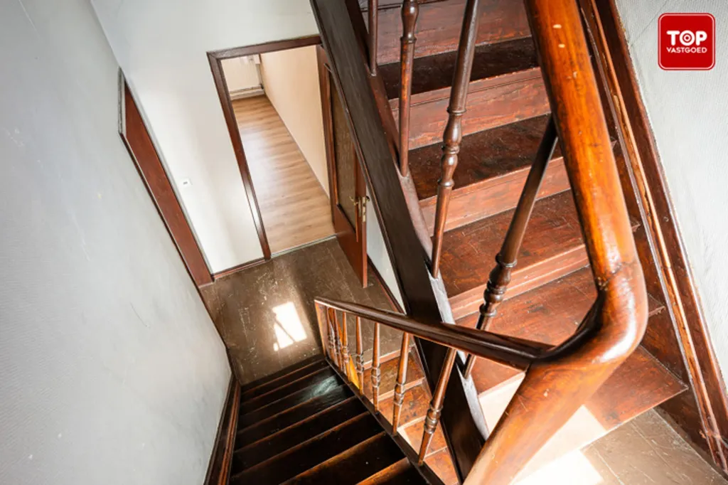 Toad - Historic House with Basement in Gent