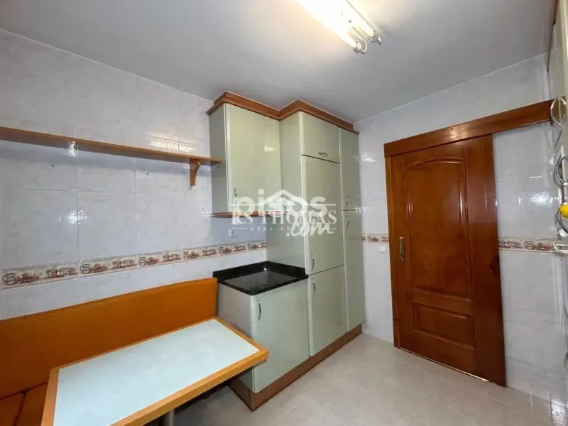 Köök - Spacious Flat with Thermal Water in Escaldes-Engordany