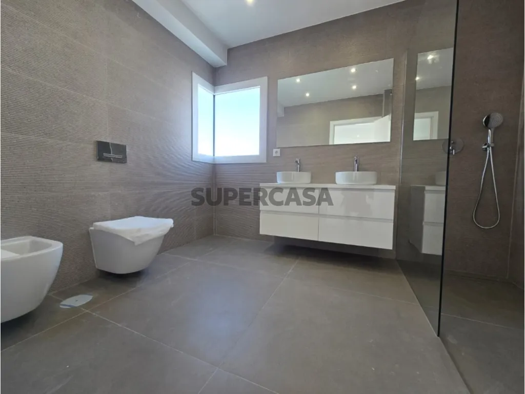 Salles de bain - Duplex House with Pool in Aroeira