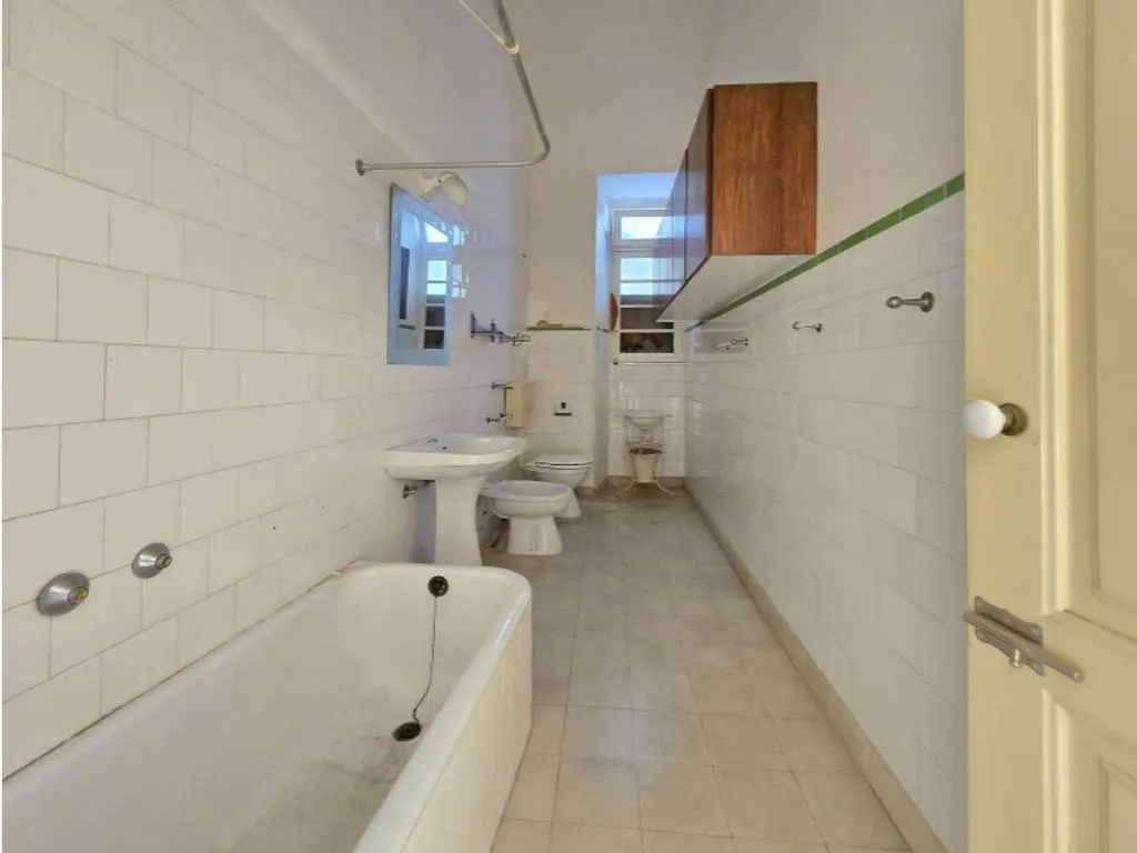 Bathrooms - Luxury Apartment Complex with Beach Proximity in Olhão