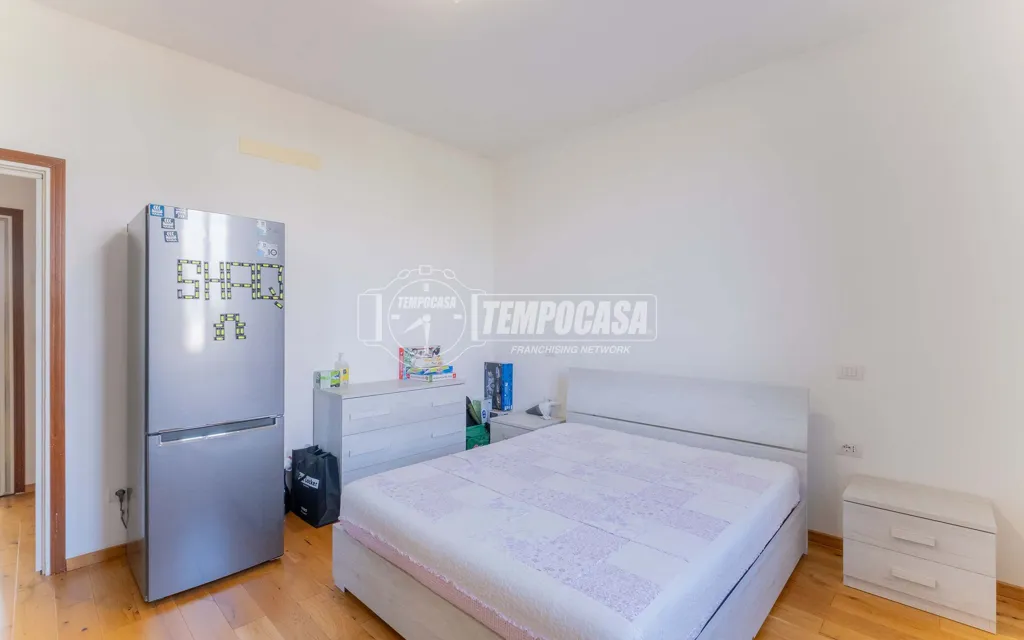 Magamistoad - Brightly Lit Two-Bedroom in Novate Milanese