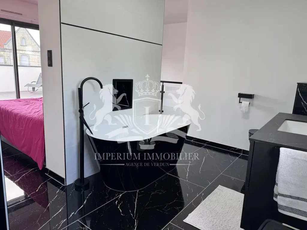Vannitoad - Contemporary Villa with Pool in Verdun