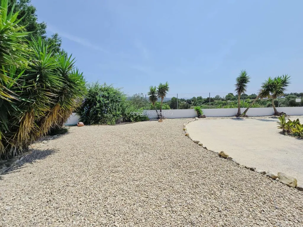 Aed - Detached Villa with Pool in Benigánim