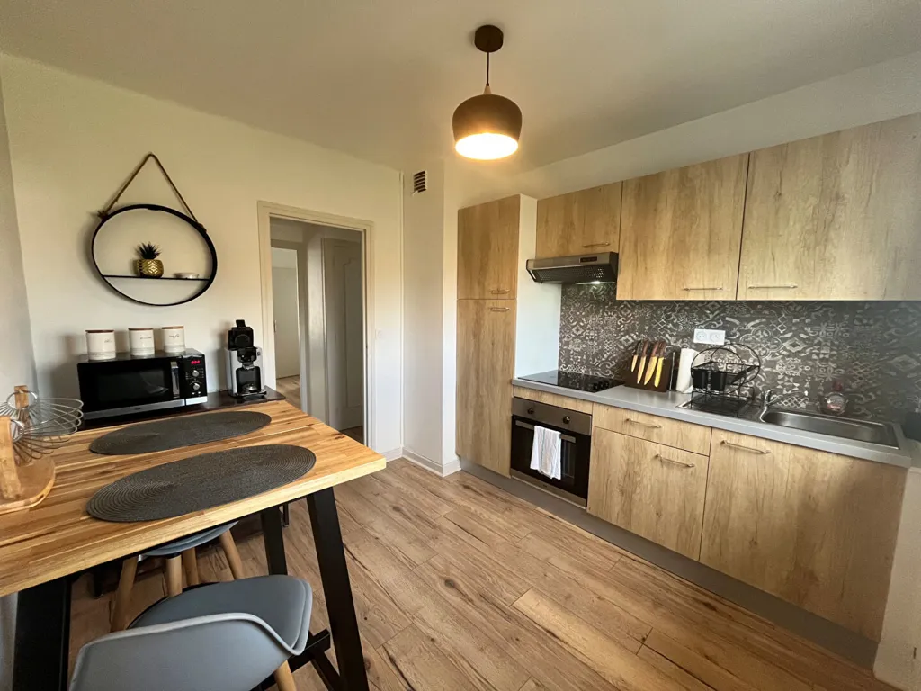 Cuisine - Appartement T2 au Dernier Étage à Saint-Brieuc