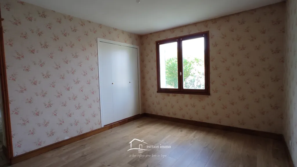 Stanze - House with Garden near Lusignan