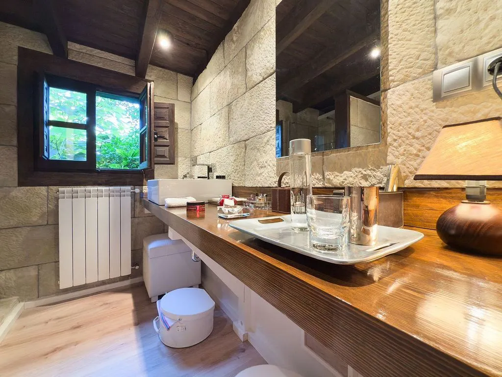 Badezimmer - Rural House with Garden in Lugás