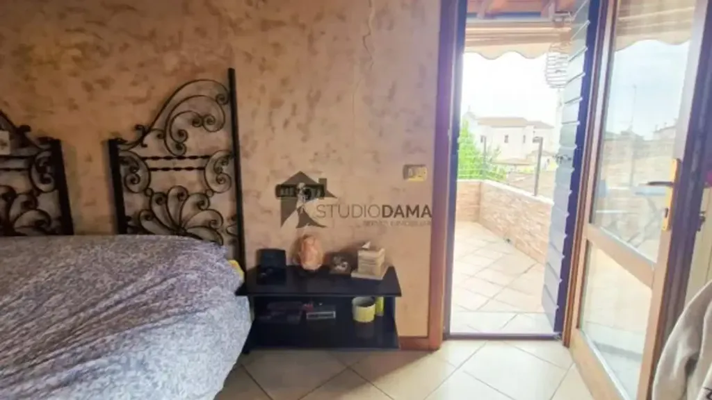 Chambres - Divisible Apartment with Private Garden in Bedizzole