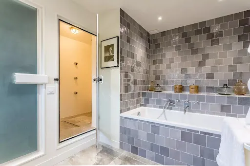 Bathrooms - Luxury Villa with Pool near Deauville
