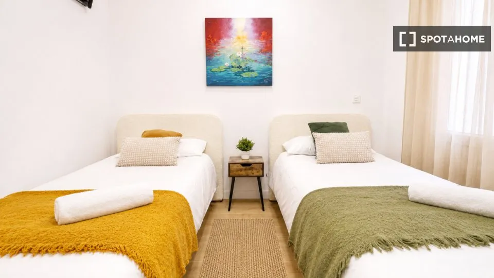 Chambres - Amueblado Flat with Terrace in Palacio, Madrid