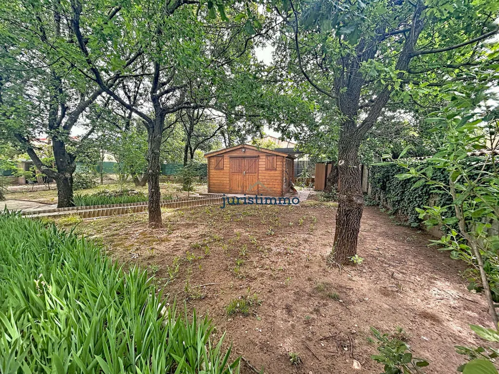 Jardin - Villa de Plain-Pied avec Piscine à Lapalud