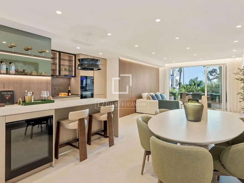 Cuisine - Beachfront Apartment with Garden in Estepona