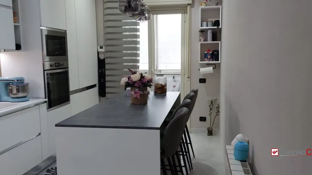 Kitchen - Modernised Apartment with Balcony in Messina