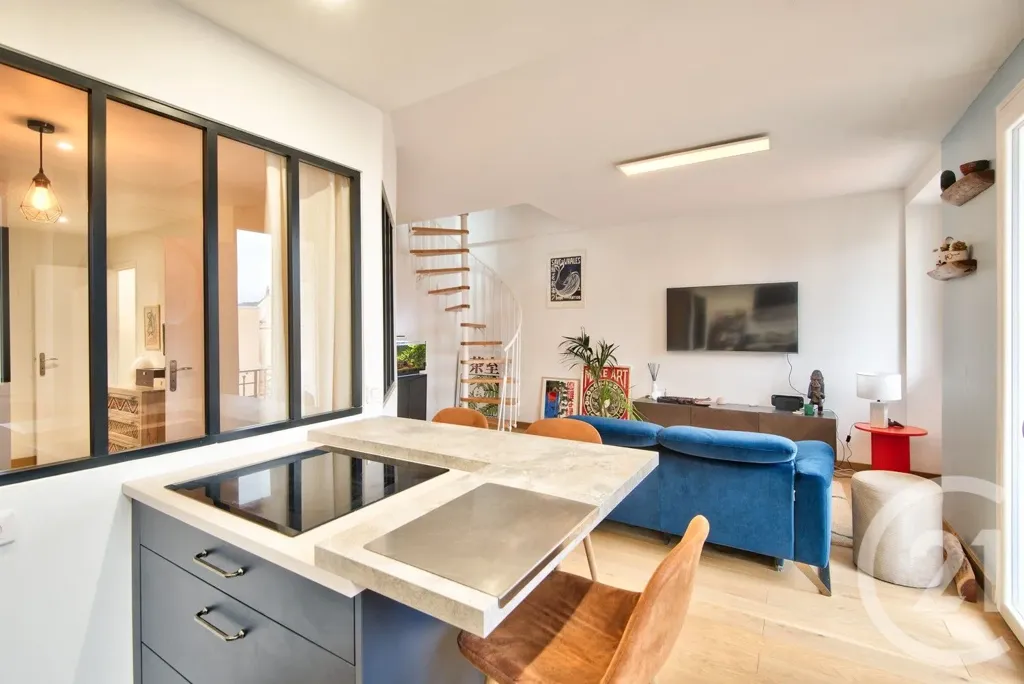 Cuisine - Duplex avec Balcon Vue Dégagée à Nice