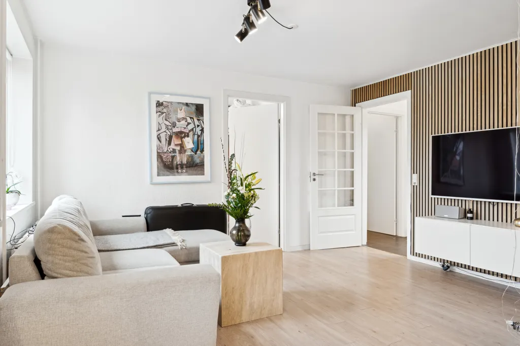 Elutuba - Modern Flat with Central Herning Location