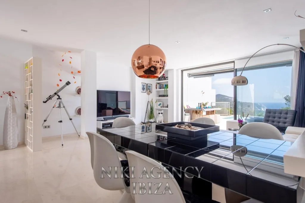 Söögituba - Contemporary Chalet with Private Pool in Cala Vedella