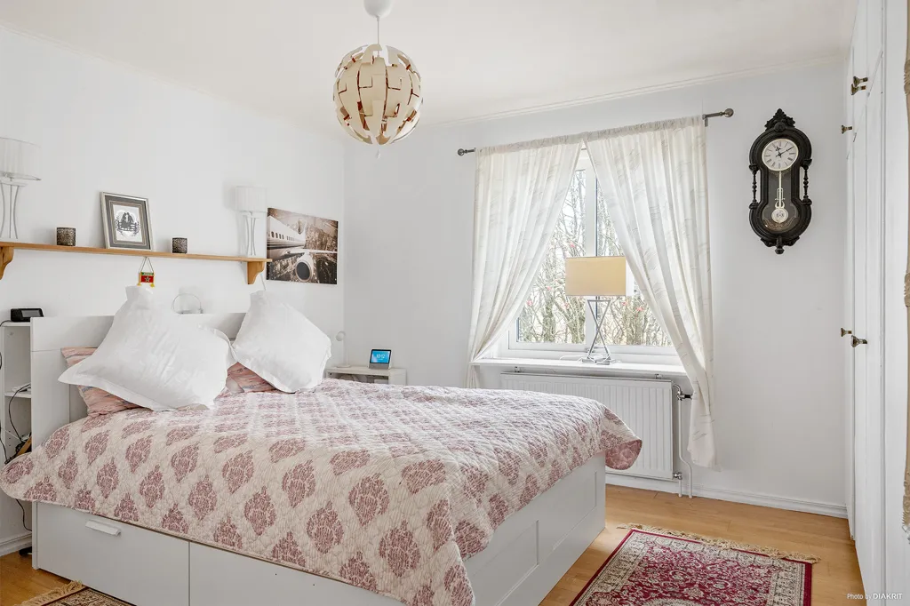 Magamistoad - Converted Schoolhouse with Garden in Landeryd