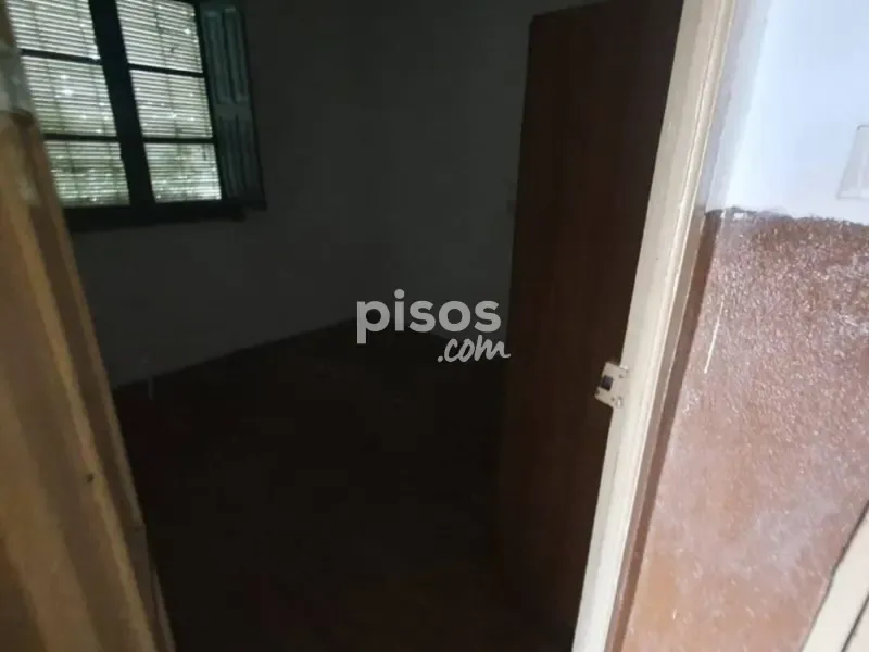 Toad - Rustic House with Land in Congosto