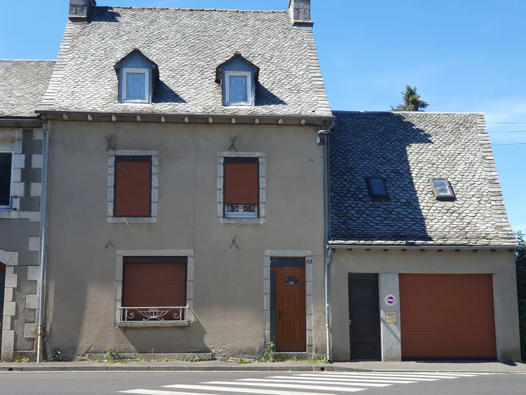 House with Garden in Village Centre, Laguiole