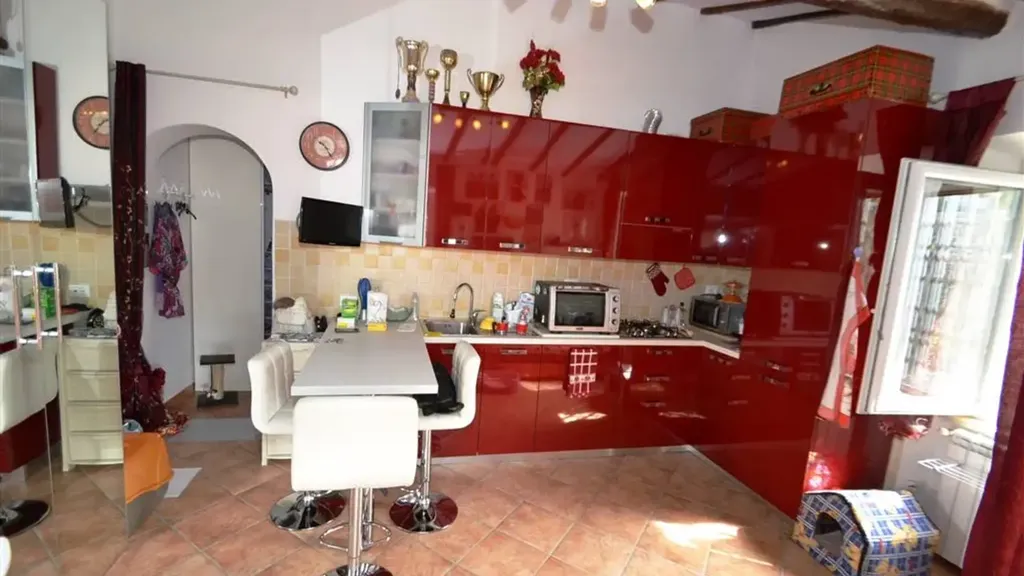 Köök - Rustic Apartment with Private Yard in Rosignano Marittimo