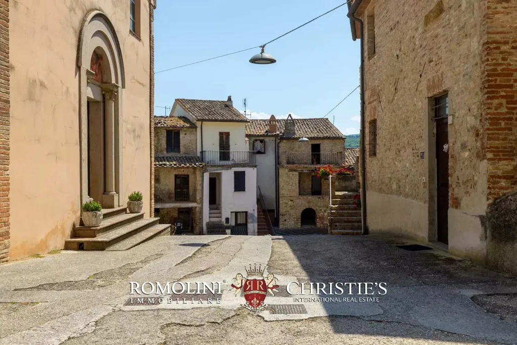 Välivaade - Historic Estate with Castle in Umbria