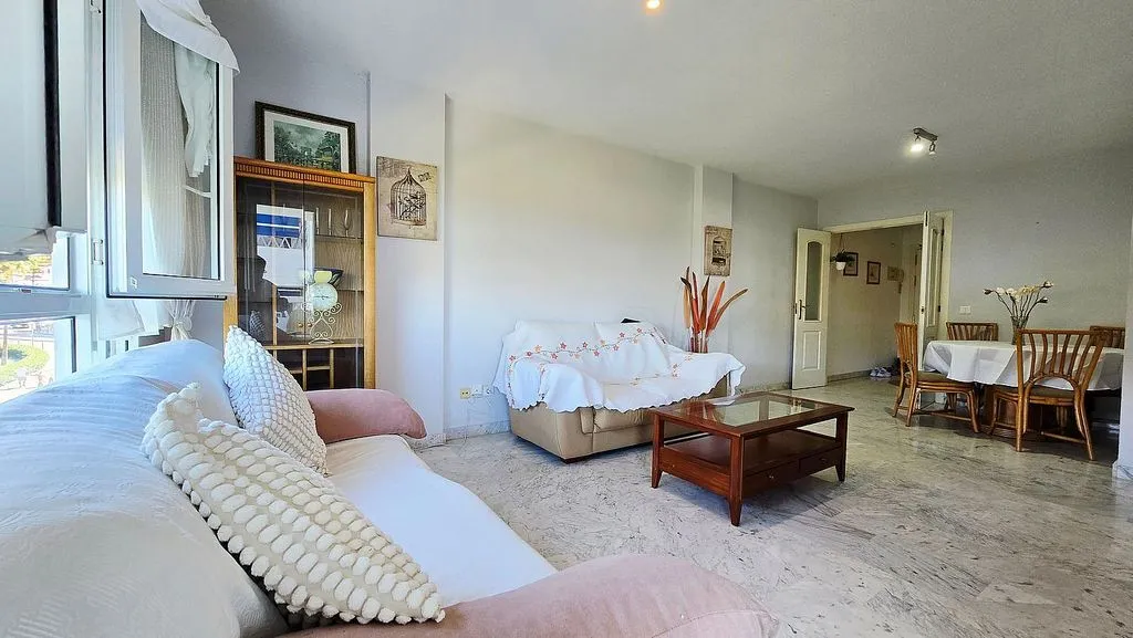 Séjour - 3-Bed Apartment with Pool in Nueva Andalucía, Marbella