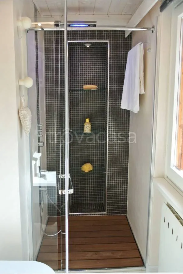 Salles de bain - Three-Level Apartment with Ski Storage in Limone Piemonte