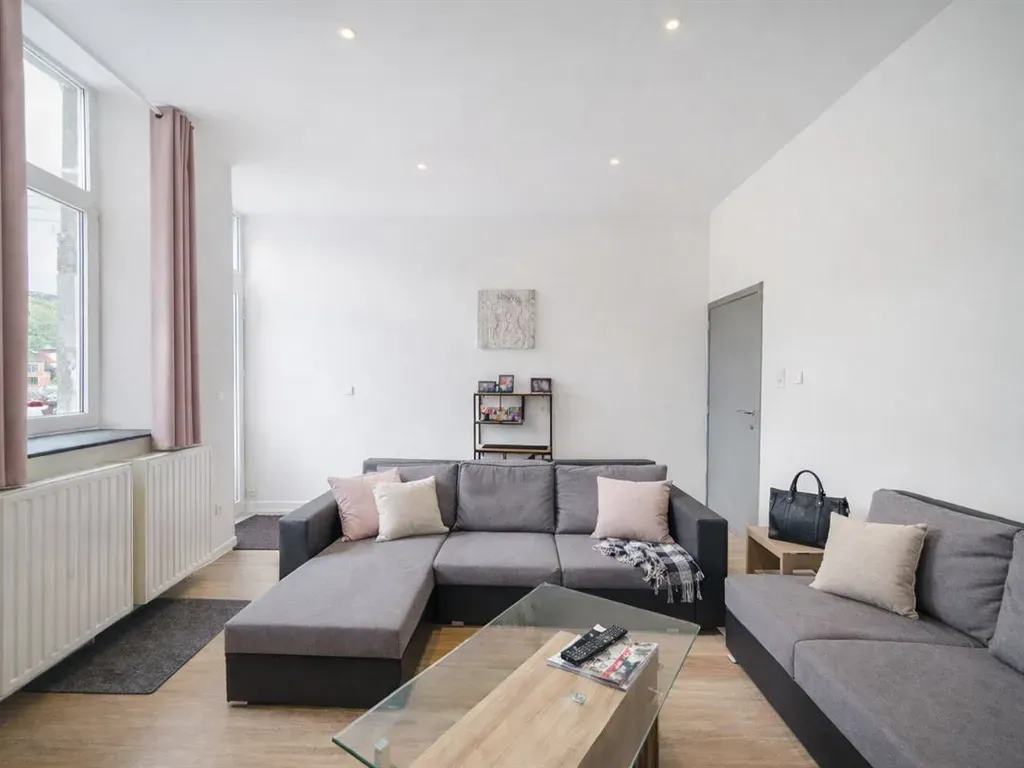 Elutuba - Duplex with Meuse View and 75 m² Terrace in Dinant