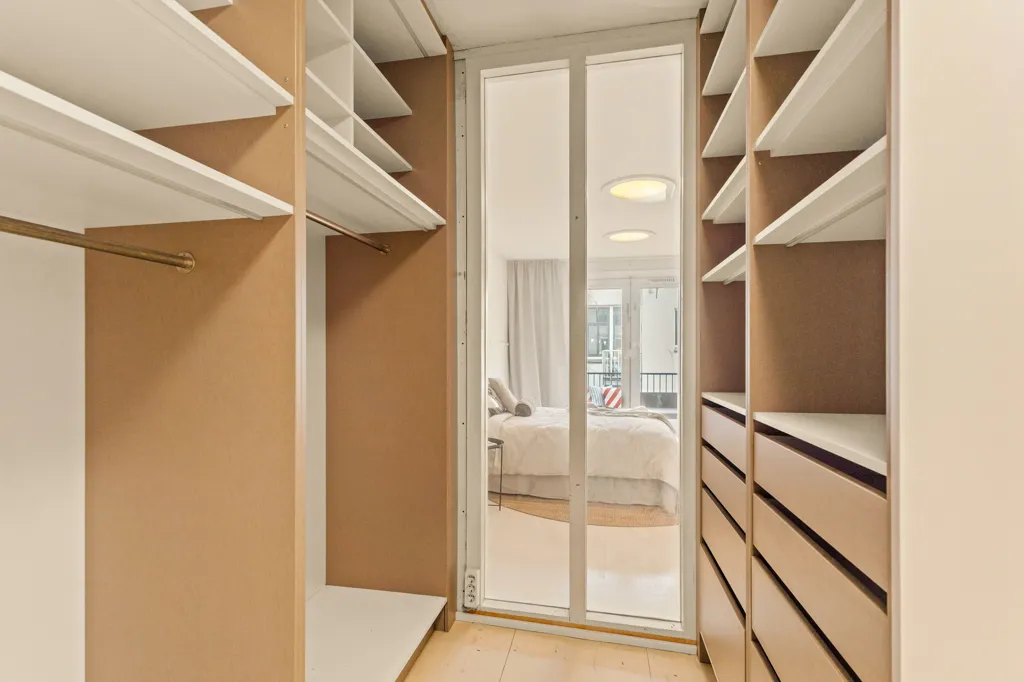 Rooms - Galerijflat with Garden at Lijnbaansgracht