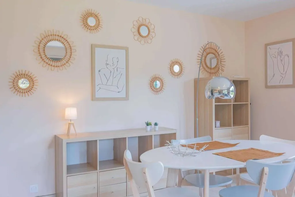Söögituba - Luxury Apartment with Garden in Grimaud