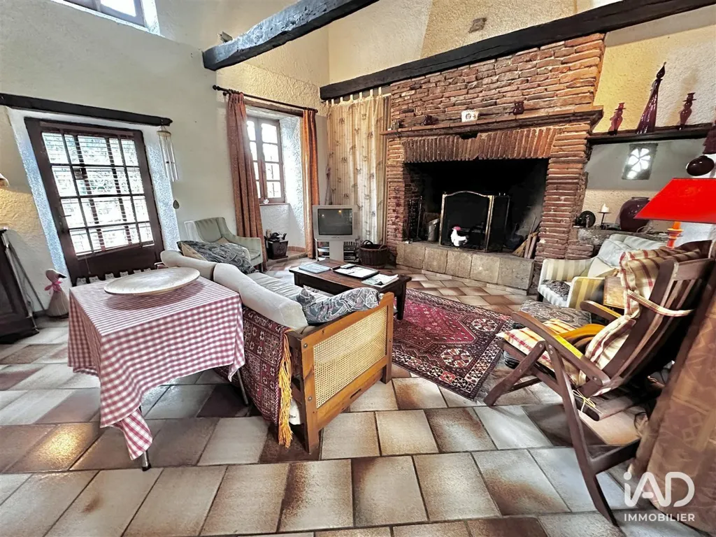 Living Room - Charming House with Pool near Cahors