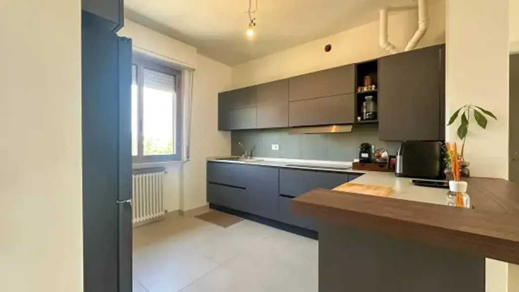 Köök - Modernised Penthouse with Balconies in Parma