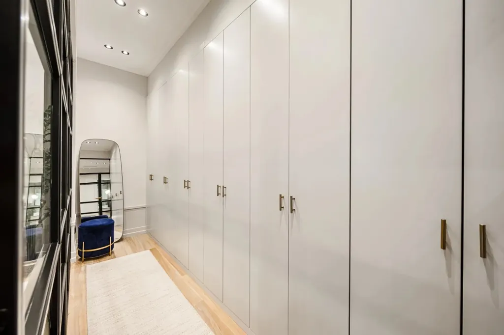 closet_dressing