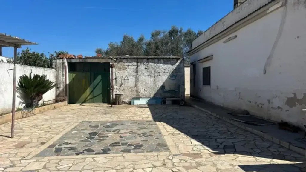 courtyard
