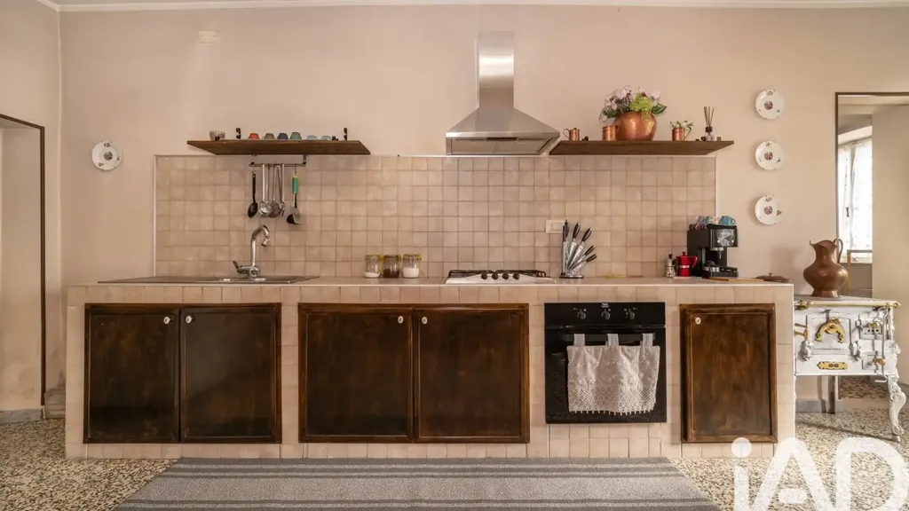 Cucina - Villa with Garden in Crescentino