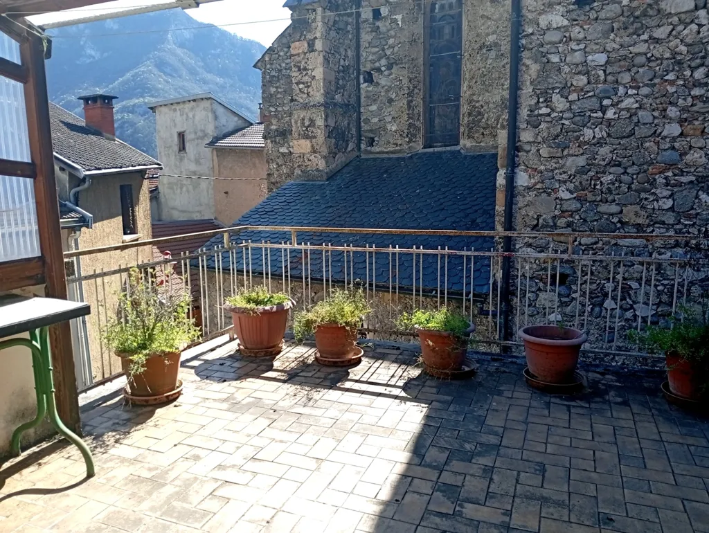 Terrass - Charming 3-Piece House with Terrace in Tarascon-sur-Ariège