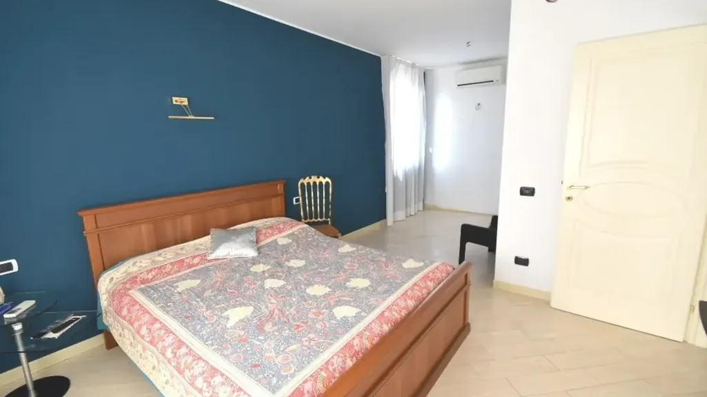 Magamistoad - Villa with Private Garden in Corbetta