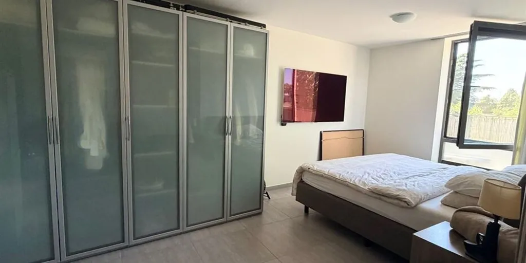 Chambres - Appartement Neuf avec Terrasses à Eisden