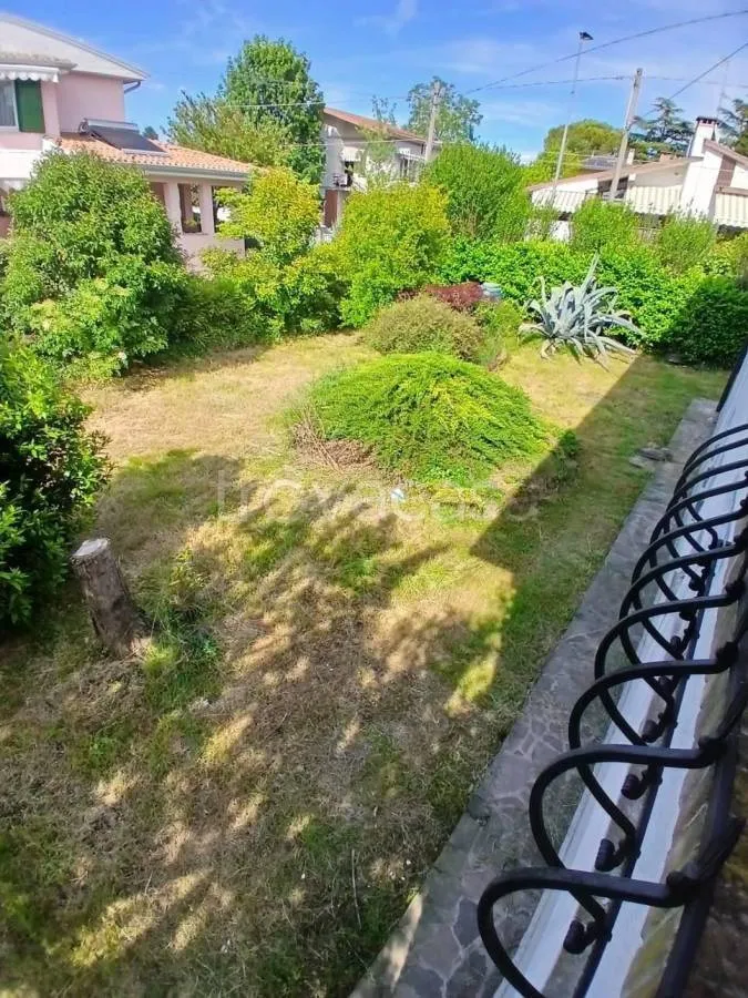 Aed - Independent Villa with Terrace in Gradisca d'Isonzo