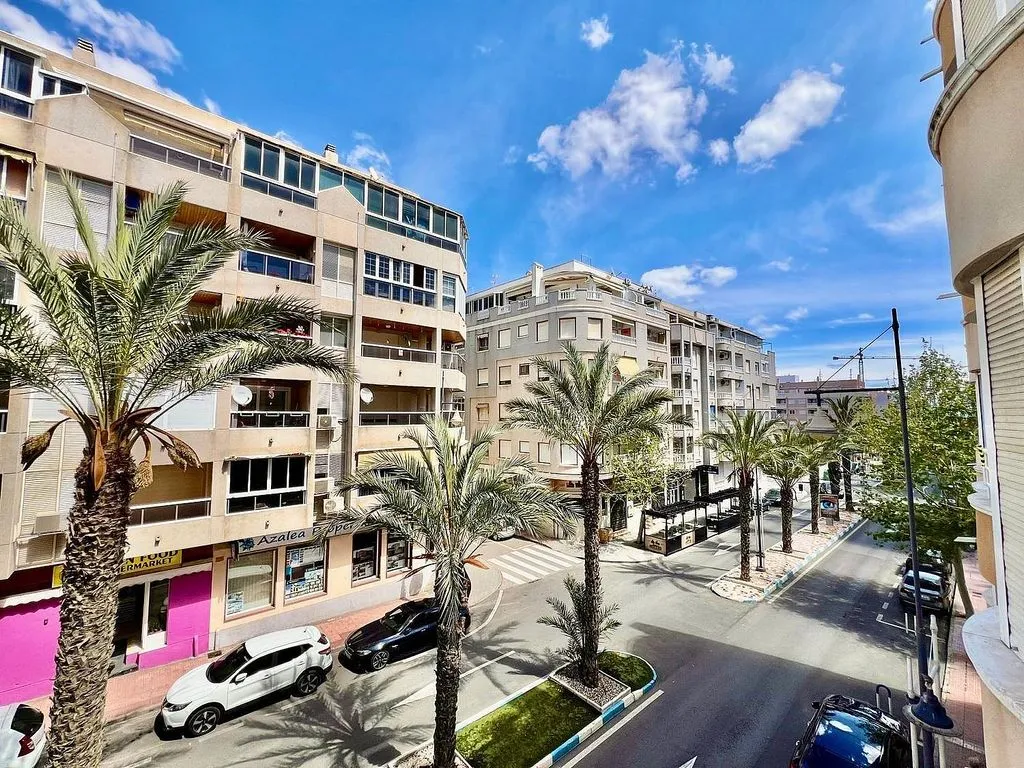 Välivaade - Apartment with Balcony and Garage in Torrevieja