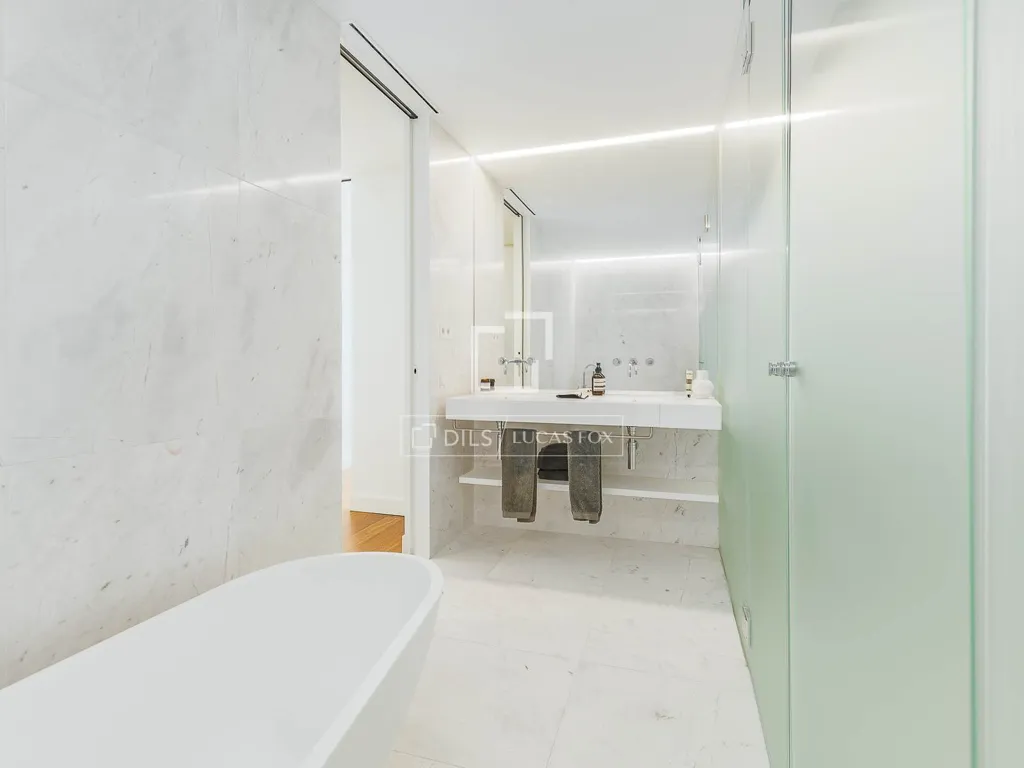 Vannitoad - Luxury Flat with Rooftop Pool in Diagonal Mar, Barcelona
