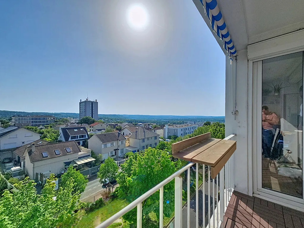 Balcon - Appartement Rénové avec Balcon à Rueil Malmaison