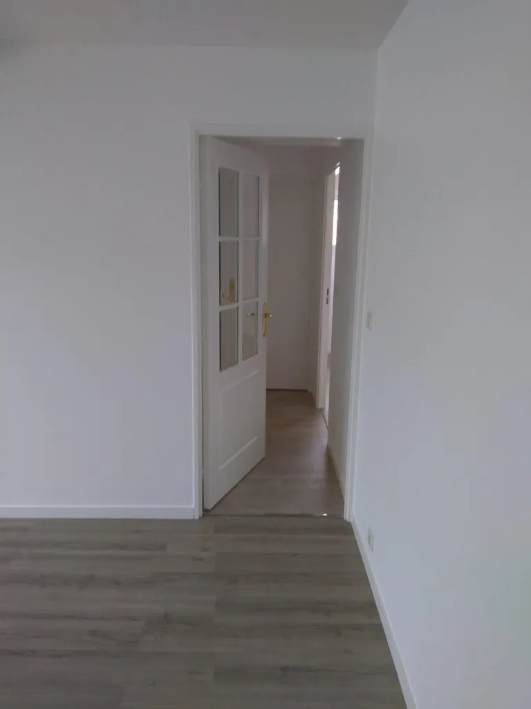 Toad - 3-Bed Flat with West Terrace in Vannes
