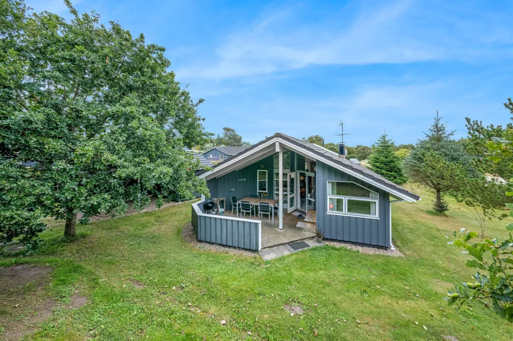 4-toaline maja asukohas Hemmet