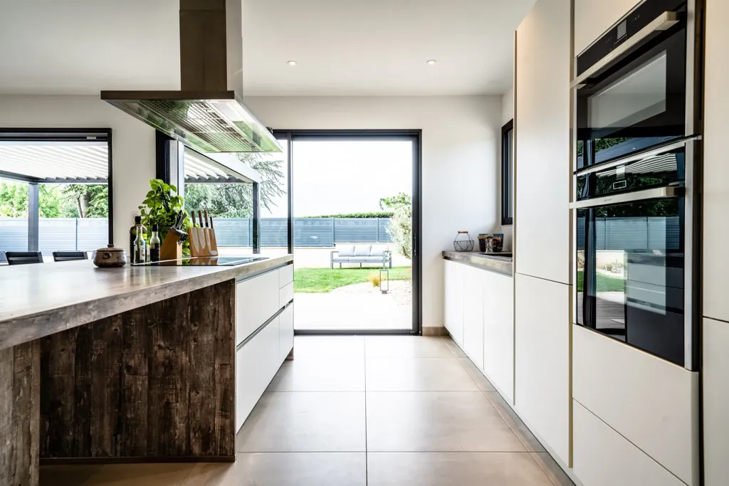 Köök - Contemporary Villa with Pool in Brindas