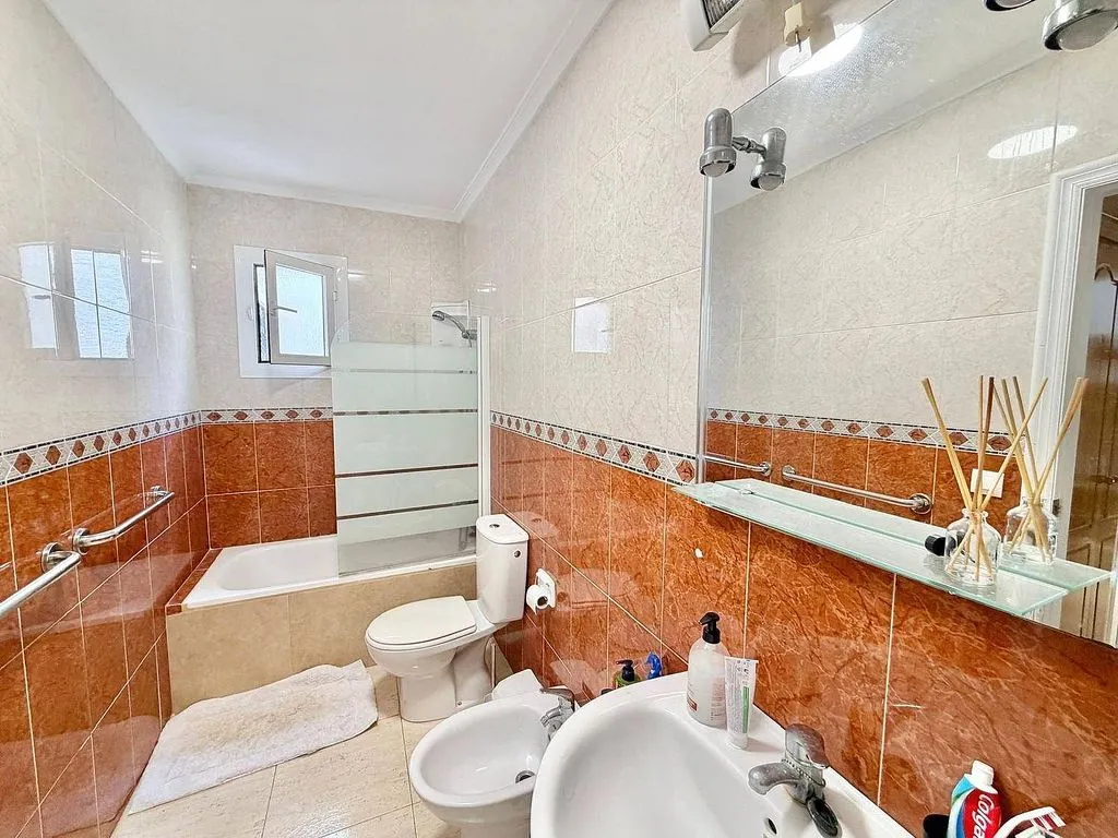 Vannitoad - Semi-Detached House with Pool in Gran Alacant