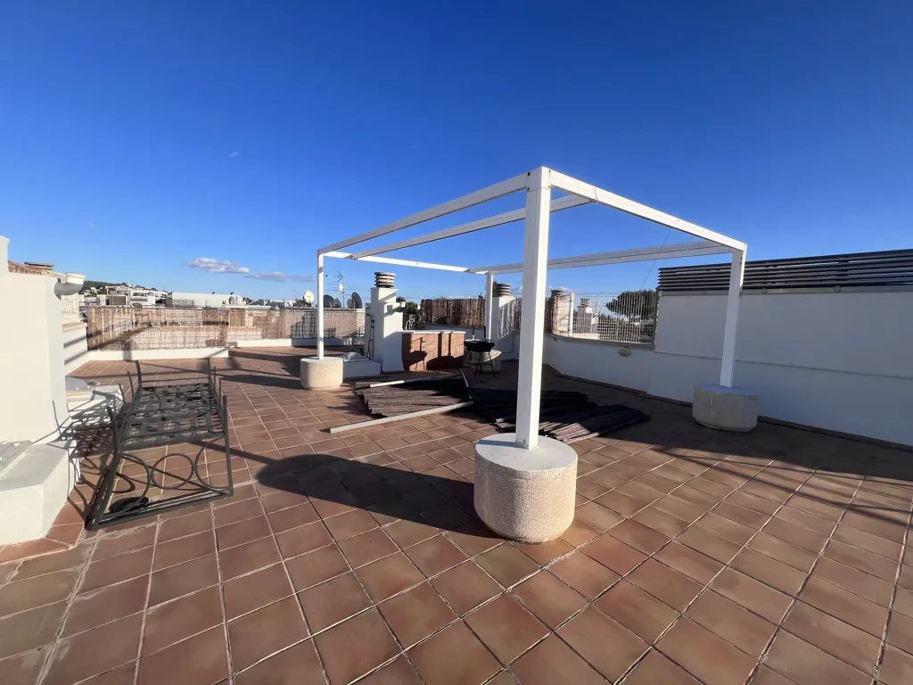 Terrasse - Penthouse with Private Solarium on Seafront Promenade
