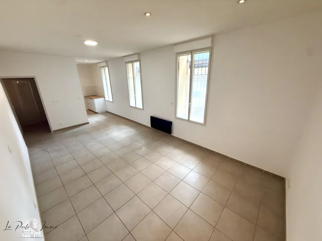 Pièces - Appartement F3 avec Parking à Perpignan