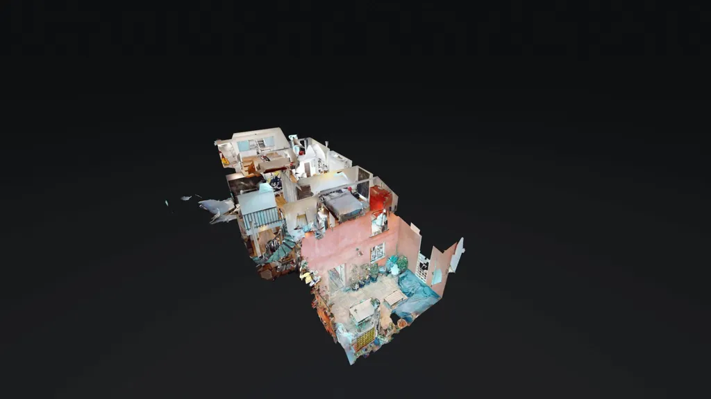 Maison avec Cour Privative et Parking à Pantin