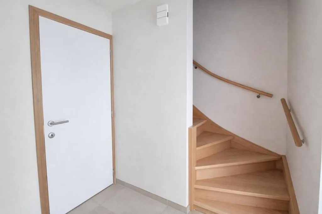 Pièces - Maison Nouvellement Construite avec Terrasse à Haaltert
