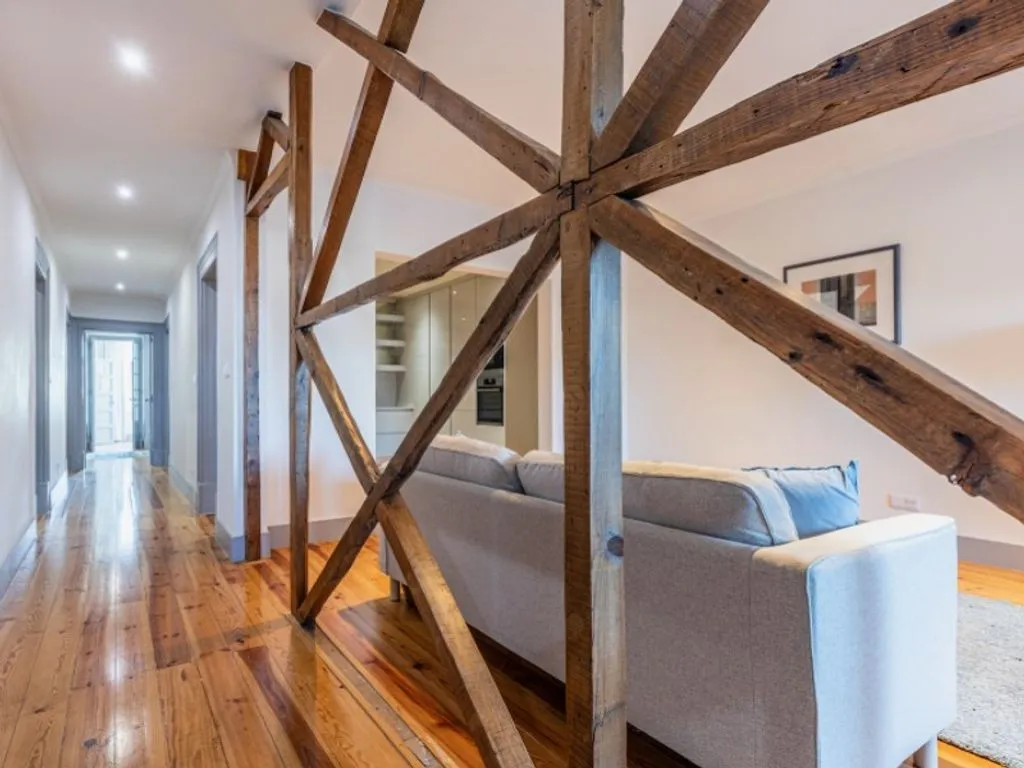 Entrée - 3-Bedroom Flat with Metro Access in Entrecampos